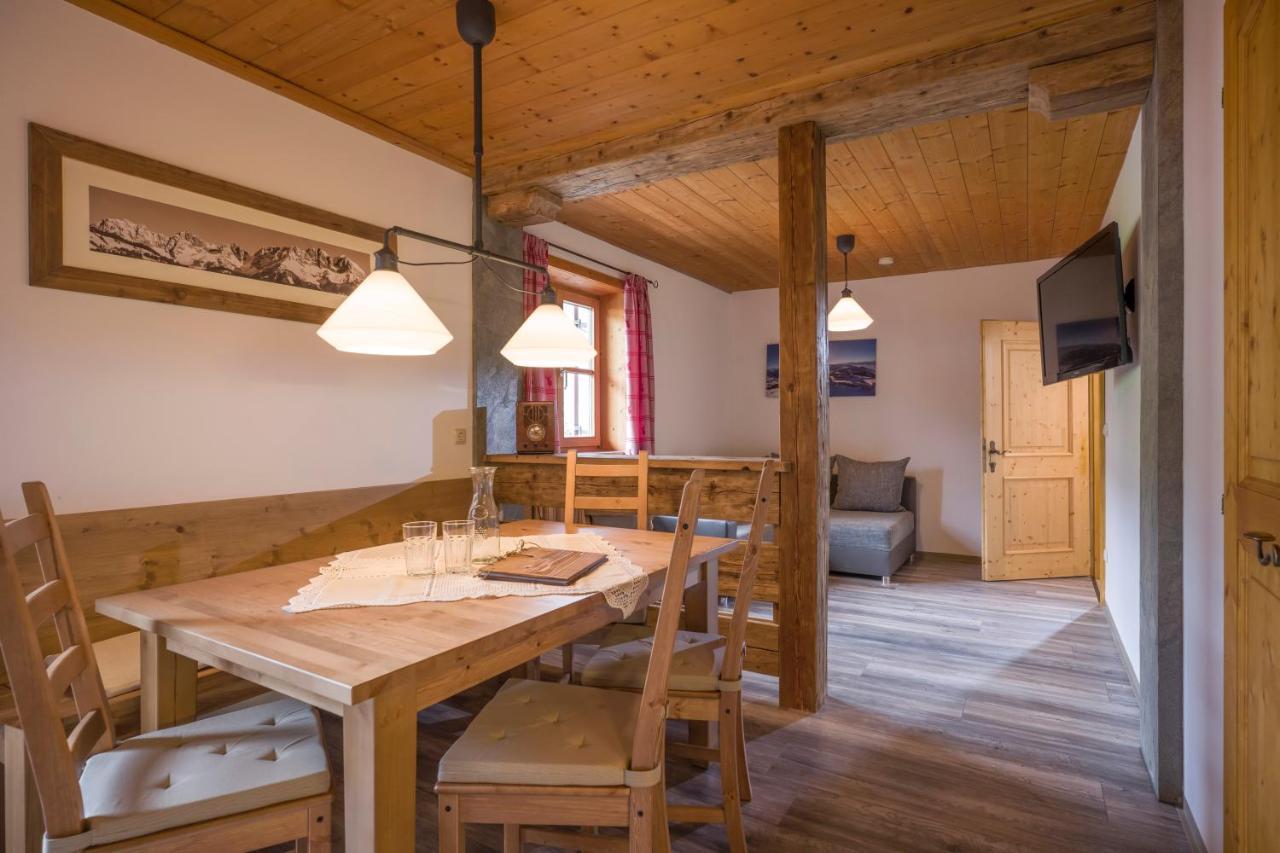 Grittlmuehle Chalet Ferienwohnungen Бріксен-ім-Тале Екстер'єр фото