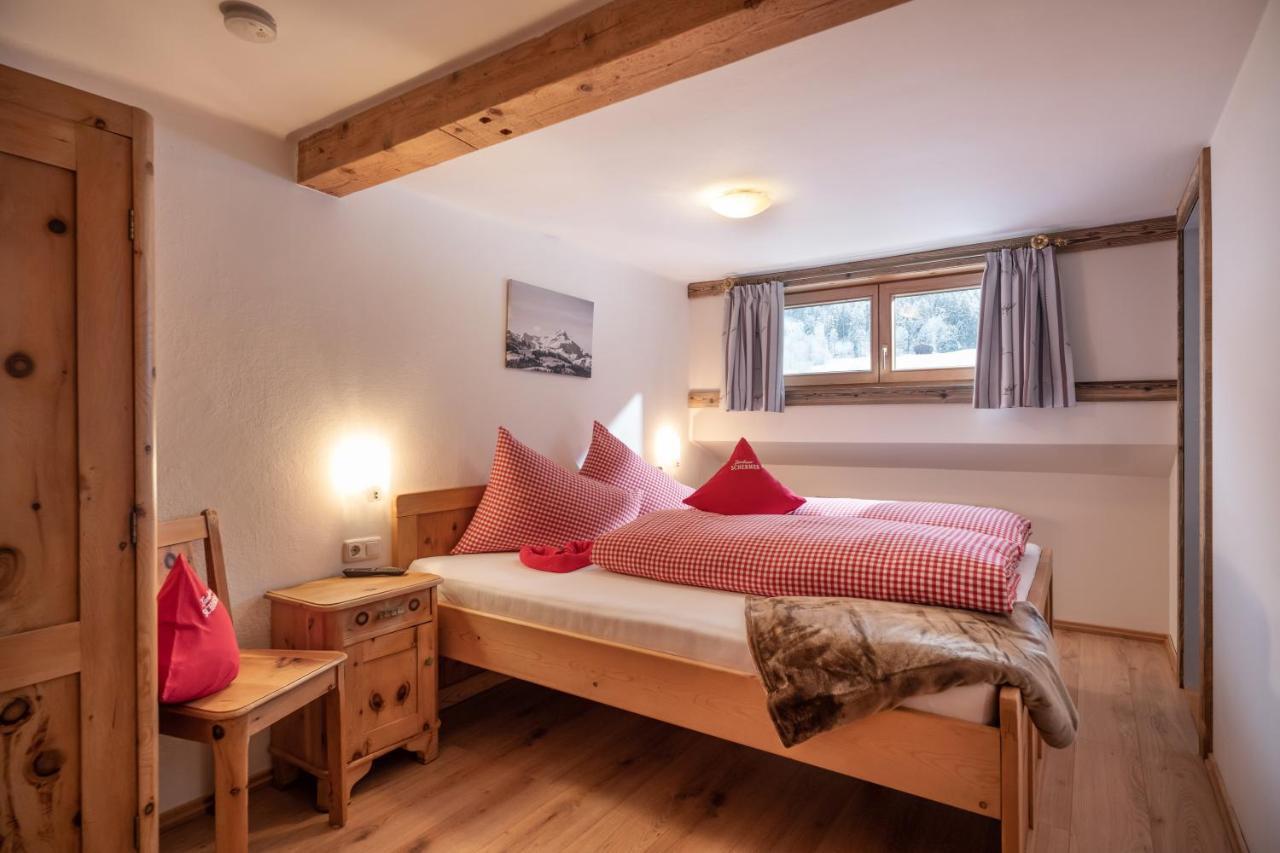 Grittlmuehle Chalet Ferienwohnungen Бріксен-ім-Тале Екстер'єр фото