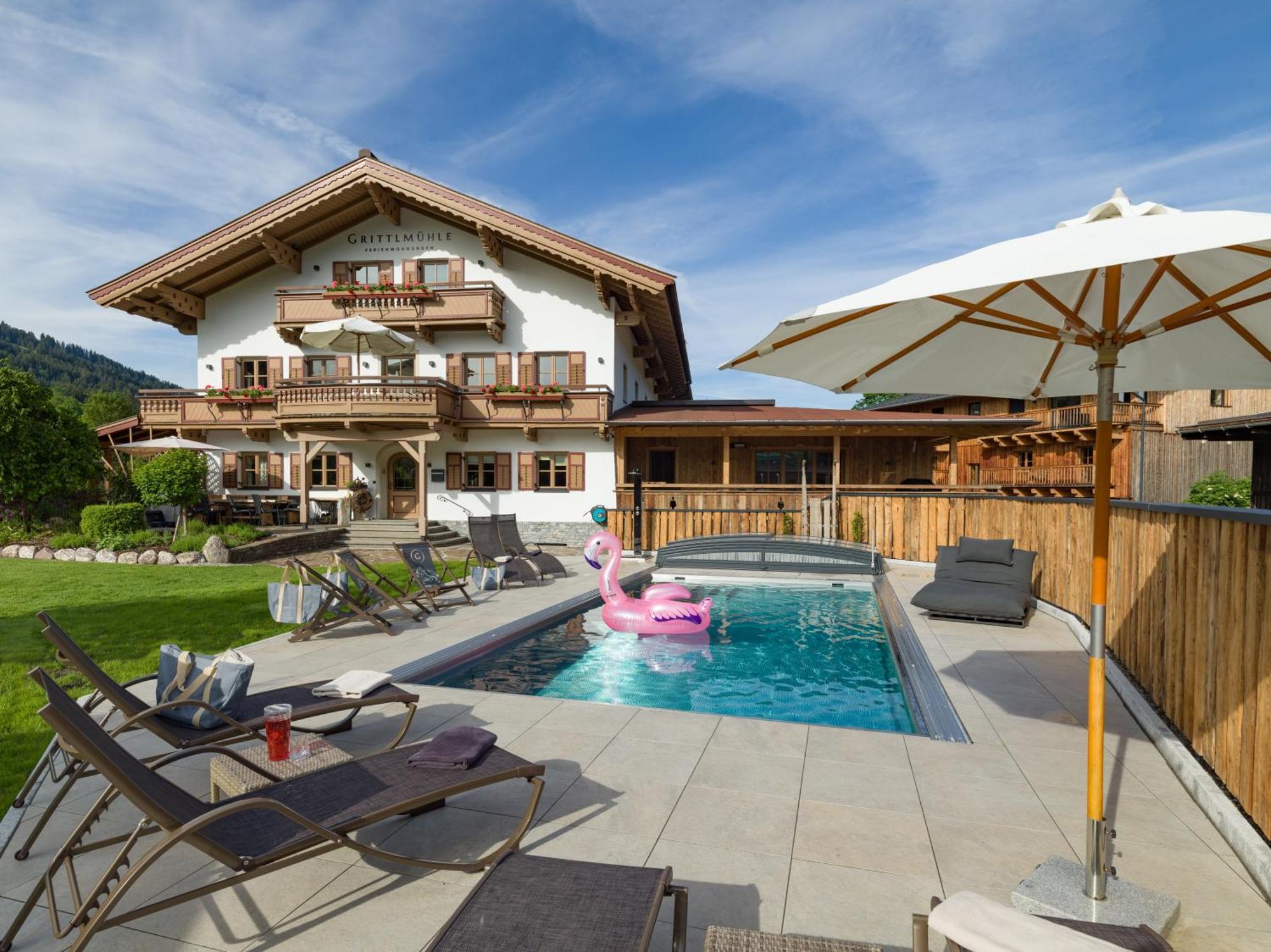 Grittlmuehle Chalet Ferienwohnungen Бріксен-ім-Тале Екстер'єр фото