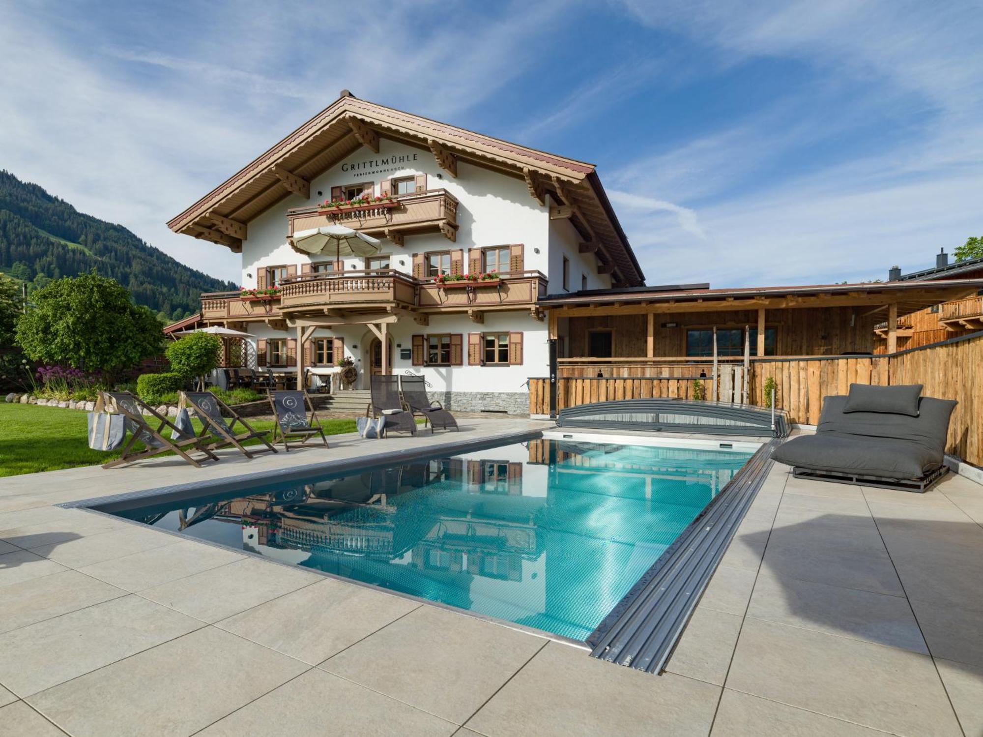 Grittlmuehle Chalet Ferienwohnungen Бріксен-ім-Тале Екстер'єр фото